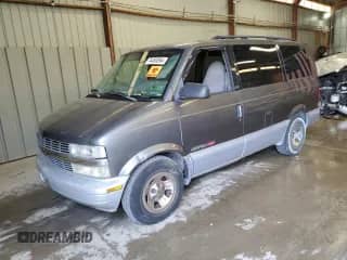 2000 Chevrolet Astro с VIN 1GNEL19WXYB140753, выставлен на аукционе Copart как лот 74493894 с пробегом 141 609 миль миль и Списание • Salvage title. История ставок и продаж доступна на DreamBid. Изображение 1.