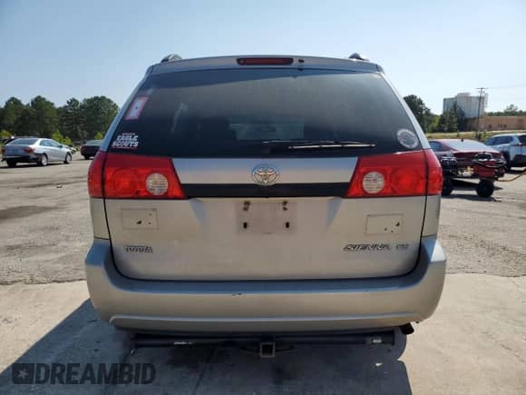 2008 Toyota Sienna LE с VIN 5TDZK23C48S222455, выставлен на аукционе Copart как лот 71965025 с пробегом 223 905 миль миль и Списание • Salvage title. История ставок и продаж доступна на DreamBid. Изображение 6.