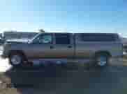 1996 Chevrolet Silverado 3500 с VIN 1GCGC33J2TF002782, выставлен на аукционе IAAI как лот 41367250 с пробегом 121 541 миль миль и . История ставок и продаж доступна на DreamBid. Изображение 14.