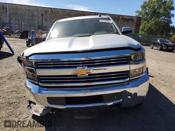 2016 Chevrolet Silverado 2500HD LT z VIN 1GC1CVEG2GF295544, wystawiony jako Copart lot #84724395 z przebiegiem 78 080 mil mil oraz Szkoda całkowita • Salvage title. Historia ofert i sprzedaży dostępna na DreamBid. Obrazek 5.