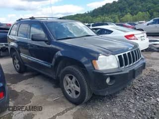 2005 Jeep Grand Cherokee Limited with VIN 1J8HR58275C606812, listed as a IAAI auction lot 43053822 with 183,572 mi miles and . Bid and sale history available at DreamBid. Image 1.