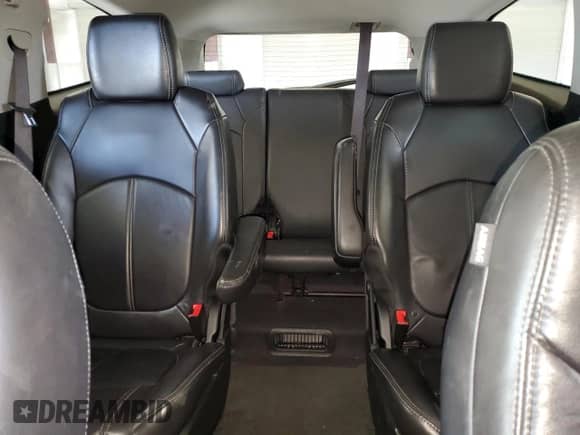 2014 Chevrolet Traverse LT z VIN 1GNKVHKD4EJ152462, wystawiony jako Copart lot #82227415 z przebiegiem 212 835 mil mil oraz Szkoda całkowita • Salvage title. Historia ofert i sprzedaży dostępna na DreamBid. Obrazek 10.