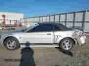 2004 Ford Mustang Deluxe с VIN 1FAFP44684F133237, выставлен на аукционе IAAI как лот 43309110 с пробегом 159 217 миль миль и . История ставок и продаж доступна на DreamBid. Изображение 14.