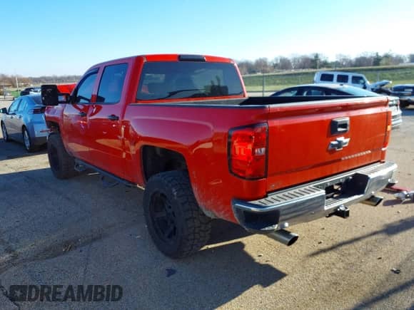 2014 Chevrolet Silverado 1500 LT z VIN 3GCUKREC2EG479477, wystawiony jako IAAI lot #41867034 z przebiegiem 159 893 mil mil oraz . Historia ofert i sprzedaży dostępna na DreamBid. Obrazek 3.