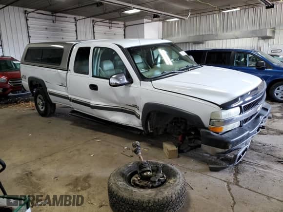 2002 Chevrolet Silverado 2500HD LT с VIN 1GCHK29192E224989, выставлен на аукционе Copart как лот 58627385 с пробегом 139 938 миль миль и Чистый • Clean title. История ставок и продаж доступна на DreamBid. Изображение 4.