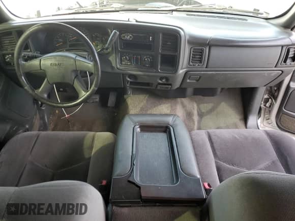 2005 GMC Sierra 1500 SLT with VIN 2GTEC19T651302288, listed as a Copart auction lot 41397205 with 252,664 mi miles and Salvage title. Bid and sale history available at DreamBid. Image 8.