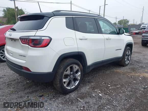 2019 Jeep Compass Limited with VIN 3C4NJDCB8KT679240, listed as a IAAI auction lot 43282073 with 53,935 mi miles and . Bid and sale history available at DreamBid. Image 4.