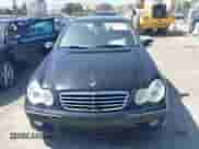 2006 Mercedes-Benz C 230 Sport с VIN WDBRF56H26F779504, выставлен на аукционе IAAI как лот 42283652 с пробегом 220 417 миль миль и . История ставок и продаж доступна на DreamBid. Изображение 6.