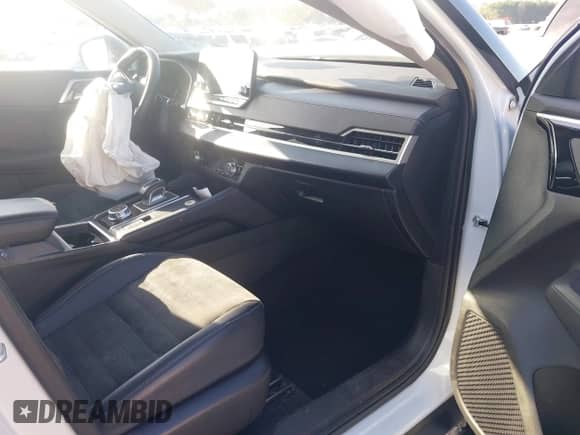 2024 Mitsubishi Outlander SE с VIN JA4J3VA83RZ043098, выставлен на аукционе IAAI как лот 43182397 с пробегом 18 886 миль миль и . История ставок и продаж доступна на DreamBid. Изображение 5.