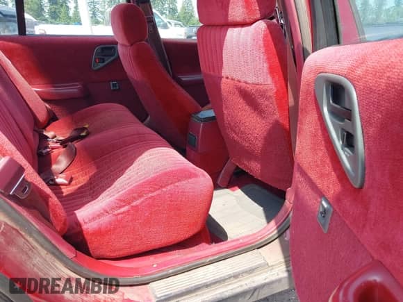 1993 Chevrolet Corsica LT с VIN 1G1LT53T6PY186719, выставлен на аукционе IAAI как лот 42536533 с пробегом 284 876 миль миль и . История ставок и продаж доступна на DreamBid. Изображение 8.