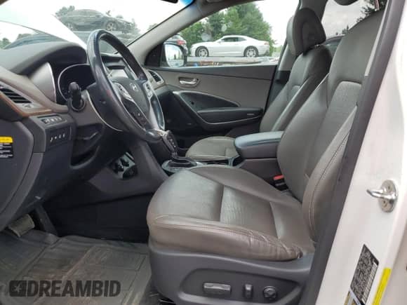2019 Hyundai Santa Fe Limited Ultimate с VIN KM8SR4HF8KU306157, выставлен на аукционе Copart как лот 64237955 с пробегом 112 196 миль миль и Списание • Salvage title. История ставок и продаж доступна на DreamBid. Изображение 7.