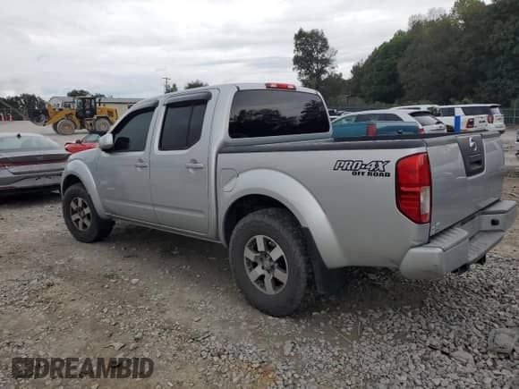 2011 Nissan Frontier SV with VIN 1N6AD0EV5BC426407, listed as a Copart auction lot 83864115 with Not provided miles and Salvage title. Bid and sale history available at DreamBid. Image 2.