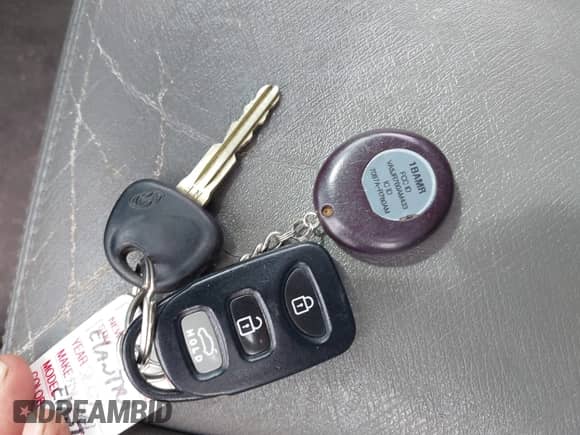 2009 Hyundai Sonata Limited с VIN 5NPEU46F09H552255, выставлен на аукционе IAAI как лот 42840998 с пробегом 99 445 миль миль и . История ставок и продаж доступна на DreamBid. Изображение 11.