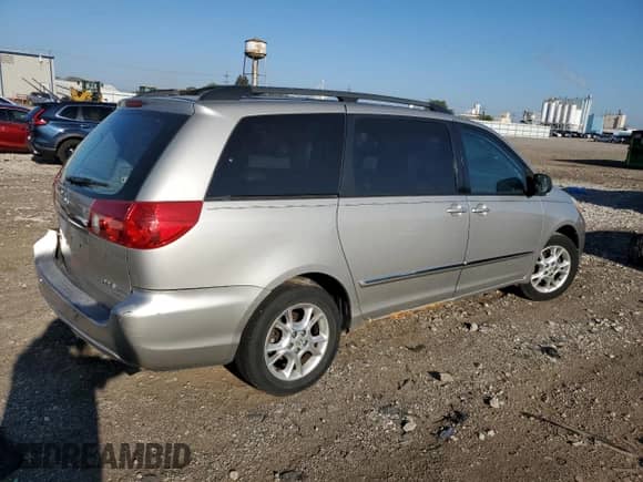 2006 Toyota Sienna XLE z VIN 5TDBA22C36S055072, wystawiony jako Copart lot #80730295 z przebiegiem 255 963 mil mil oraz Szkoda całkowita • Salvage title. Historia ofert i sprzedaży dostępna na DreamBid. Obrazek 3.