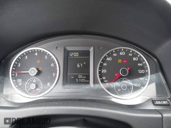 2010 Volkswagen Tiguan S с VIN WVGCV7AX9AW515432, выставлен на аукционе IAAI как лот 42105962 с пробегом 91 405 миль миль и . История ставок и продаж доступна на DreamBid. Изображение 7.