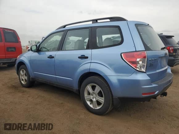 2011 Subaru Forester X z VIN JF2SHBBC4BG703679, wystawiony jako Copart lot #64521565 z przebiegiem 112 026 mil mil oraz Czysty tytuł • Clean title. Historia ofert i sprzedaży dostępna na DreamBid. Obrazek 2.