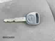 2011 Chevrolet Colorado 1LT z VIN 1GCHTCFE2B8127044, wystawiony jako IAAI lot #42245471 z przebiegiem 224 115 mil mil oraz . Historia ofert i sprzedaży dostępna na DreamBid. Obrazek 11.