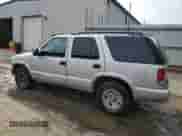 1997 Chevrolet Blazer LS z VIN 1GNCS13W2VK216755, wystawiony jako Copart lot #42385625 z przebiegiem 269 008 mil mil oraz Szkoda całkowita • Salvage title. Historia ofert i sprzedaży dostępna na DreamBid. Obrazek 2.