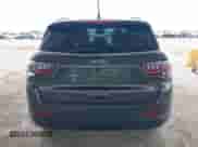 2020 Jeep Compass Latitude z VIN 3C4NJCBB4LT258791, wystawiony jako IAAI lot #42699336 z przebiegiem 36 583 mil mil oraz . Historia ofert i sprzedaży dostępna na DreamBid. Obrazek 15.