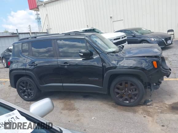 2017 Jeep Renegade Latitude с VIN ZACCJABB5HPG61186, выставлен на аукционе IAAI как лот 42687383 с пробегом 106 100 миль миль и . История ставок и продаж доступна на DreamBid. Изображение 13.