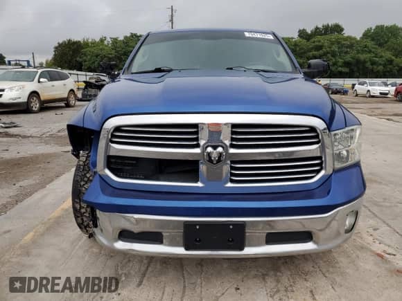 2014 Ram 1500 Big Horn z VIN 1C6RR7LT3ES427672, wystawiony jako Copart lot #70471025 z przebiegiem 105 409 mil mil oraz Szkoda całkowita • Salvage title. Historia ofert i sprzedaży dostępna na DreamBid. Obrazek 5.