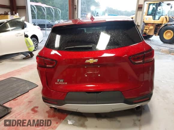 2024 Chevrolet Blazer LT with VIN 3GNKBCR44RS262787, listed as a IAAI auction lot 43225786 with 22,683 mi miles and . Bid and sale history available at DreamBid. Image 16.