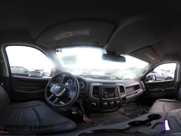 2019 Ram 1500 Tradesman с VIN 1C6RR6FT0KS733813, выставлен на аукционе IAAI как лот 41618317 с пробегом 46 597 миль миль и . История ставок и продаж доступна на DreamBid. Изображение 18.