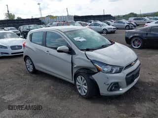 2018 Chevrolet Spark LT с VIN KL8CD6SA6JC482248, выставлен на аукционе IAAI как лот 43158587 с пробегом 57 277 миль миль и . История ставок и продаж доступна на DreamBid. Изображение 1.