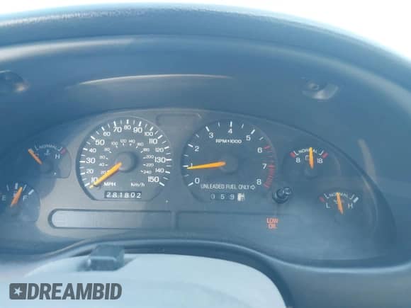 1996 Ford Mustang GT z VIN 1FALP42X2TF130573, wystawiony jako IAAI lot #43490908 z przebiegiem 281 802 mil mil oraz . Historia ofert i sprzedaży dostępna na DreamBid. Obrazek 7.