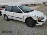 2001 Chevrolet Metro Lsi с VIN 2C1MR522X16713531, выставлен на аукционе Copart как лот 81831334 с пробегом 146 481 миль миль и Списание • Salvage title. История ставок и продаж доступна на DreamBid. Изображение 4.