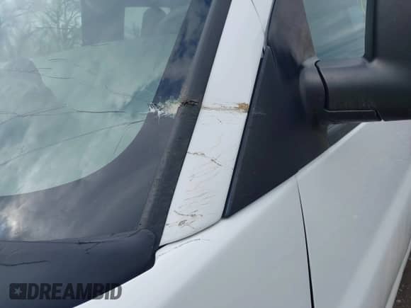 2018 Chevrolet Express Passenger LT с VIN 1GAZGPFG0J1329933, выставлен на аукционе IAAI как лот 42116300 с пробегом 114 269 миль миль и . История ставок и продаж доступна на DreamBid. Изображение 19.