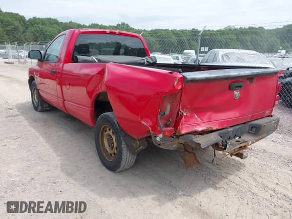 2008 Dodge 1500 ST z VIN 1D7HA16K68J150480, wystawiony jako IAAI lot #42498873 z przebiegiem 140 157 mil mil oraz . Historia ofert i sprzedaży dostępna na DreamBid. Obrazek 3.