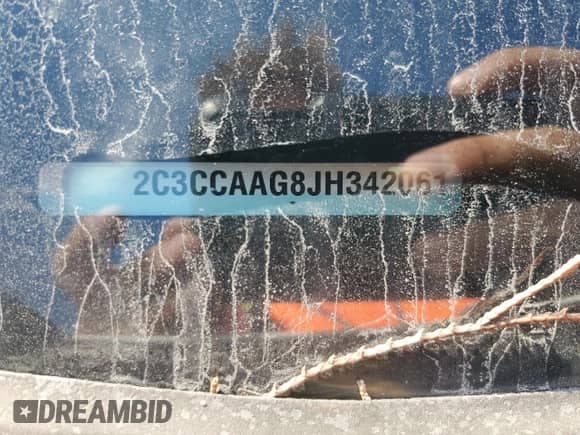 2018 Chrysler 300 Touring L z VIN 2C3CCAAG8JH342061, wystawiony jako Copart lot #81662535 z przebiegiem 250 848 mil mil oraz Szkoda całkowita • Salvage title. Historia ofert i sprzedaży dostępna na DreamBid. Obrazek 12.