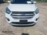 2017 Ford Escape SE с VIN 1FMCU9GD1HUC93888, выставлен на аукционе IAAI как лот 42468768 с пробегом 110 502 миль миль и . История ставок и продаж доступна на DreamBid. Изображение 12.