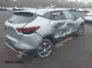 2023 Chevrolet Blazer LT z VIN 3GNKBHR40PS195292, wystawiony jako IAAI lot #41935730 z przebiegiem 19 626 mil mil oraz . Historia ofert i sprzedaży dostępna na DreamBid. Obrazek 4.