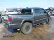 2020 Toyota Tacoma SR5 with VIN 5TFCZ5AN4LX237581, listed as a IAAI auction lot 43191708 with 126,946 mi miles and . Bid and sale history available at DreamBid. Image 4.