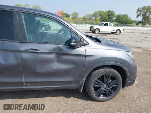 2019 Honda Passport EX-L с VIN 5FNYF8H56KB025666, выставлен на аукционе IAAI как лот 43144704 с пробегом 100 000 миль миль и . История ставок и продаж доступна на DreamBid. Изображение 20.