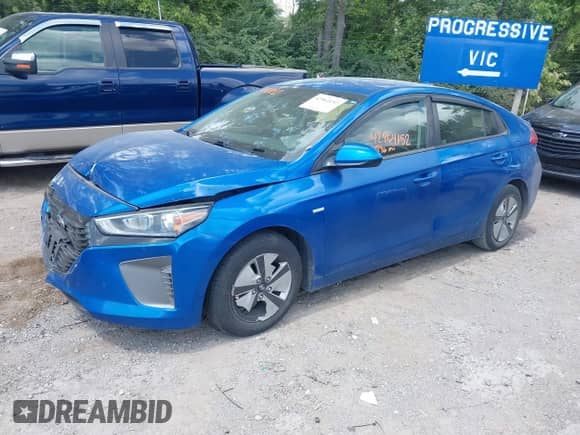 2018 Hyundai Ioniq Blue с VIN KMHC65LC2JU090577, выставлен на аукционе IAAI как лот 42964152 с пробегом 83 896 миль миль и . История ставок и продаж доступна на DreamBid. Изображение 17.