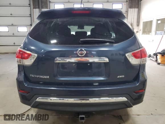 2014 Nissan Pathfinder Platinum with VIN 5N1AR2MM0EC642304, listed as a Copart auction lot 81057945 with 172,643 mi miles and Salvage title. Bid and sale history available at DreamBid. Image 6.
