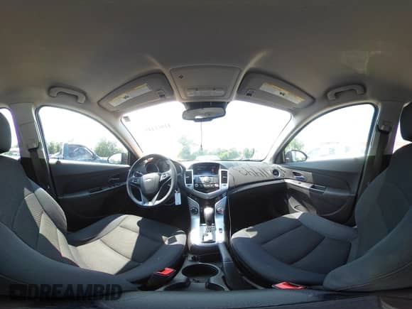 2015 Chevrolet Cruze ECO z VIN 1G1PH5SBXF7274897, wystawiony jako IAAI lot #42811443 z przebiegiem 126 610 mil mil oraz . Historia ofert i sprzedaży dostępna na DreamBid. Obrazek 19.