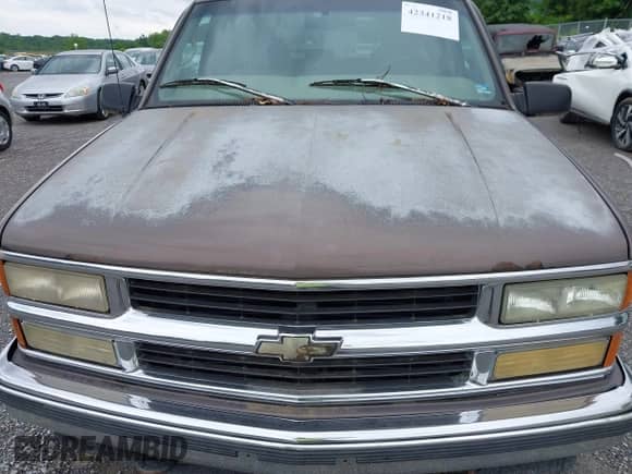 1997 Chevrolet Tahoe z VIN 1GNEK13R0VJ399744, wystawiony jako IAAI lot #42341218 z przebiegiem 189 252 mil mil oraz . Historia ofert i sprzedaży dostępna na DreamBid. Obrazek 13.