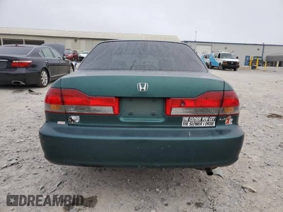 2002 Honda Accord LX with VIN 3HGCG665X2G706598, listed as a Copart auction lot 69674165 with 255,163 mi miles and Salvage title. Bid and sale history available at DreamBid. Image 6.