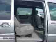 2006 Chevrolet Uplander 3LT z VIN 1GNDV33L16D105942, wystawiony jako IAAI lot #42566532 z przebiegiem 189 950 mil mil oraz . Historia ofert i sprzedaży dostępna na DreamBid. Obrazek 8.