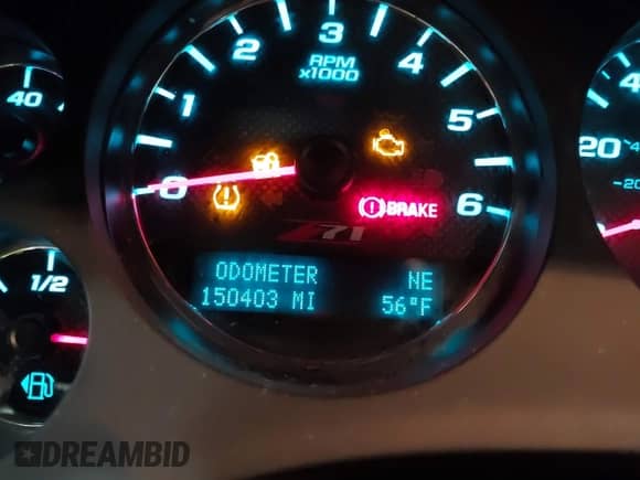 2011 GMC Sierra 1500 SLT z VIN 3GTP2WE35BG123533, wystawiony jako IAAI lot #41990602 z przebiegiem 150 403 mil mil oraz . Historia ofert i sprzedaży dostępna na DreamBid. Obrazek 16.