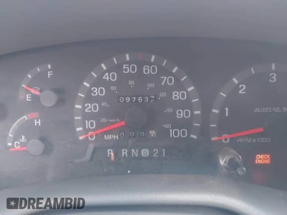 1997 Ford F-150 XL с VIN 1FTDX1868VKA31178, выставлен на аукционе IAAI как лот 43475720 с пробегом 97 635 миль миль и . История ставок и продаж доступна на DreamBid. Изображение 7.