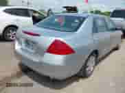 2007 Honda Accord LX с VIN 1HGCM55457A036511, выставлен на аукционе IAAI как лот 42160579 с пробегом 109 928 миль миль и . История ставок и продаж доступна на DreamBid. Изображение 4.