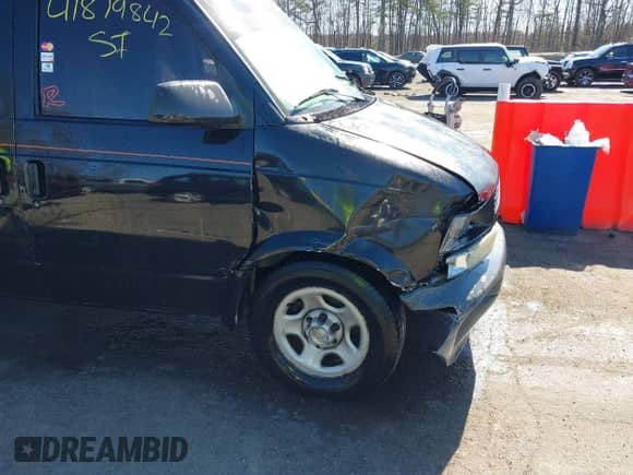 2004 Chevrolet Astro Cargo с VIN 1GCDM19X04B123352, выставлен на аукционе IAAI как лот 41879842 с пробегом 197 916 миль миль и . История ставок и продаж доступна на DreamBid. Изображение 6.