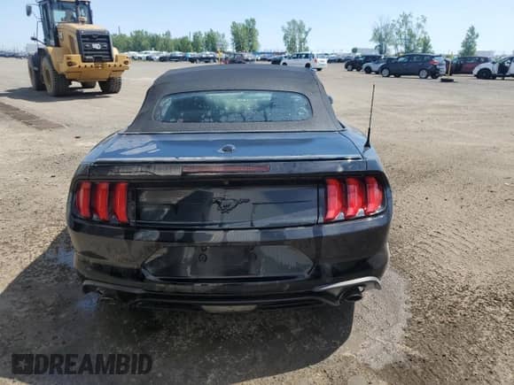 2019 Ford Mustang EcoBoost Premium с VIN 1FATP8UH0K5190157, выставлен на аукционе Copart как лот 65223075 с пробегом Не указан миль и На запчасти • Non repairable. История ставок и продаж доступна на DreamBid. Изображение 6.