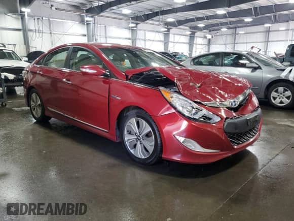 2013 Hyundai Sonata Limited with VIN KMHEC4A45DA096967, listed as a Copart auction lot 65147485 with 185,425 mi miles and Salvage title. Bid and sale history available at DreamBid. Image 4.