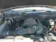 2006 Ford Explorer XLT z VIN 1FMEU73846ZA14049, wystawiony jako IAAI lot #42712449 z przebiegiem 177 760 mil mil oraz . Historia ofert i sprzedaży dostępna na DreamBid. Obrazek 19.